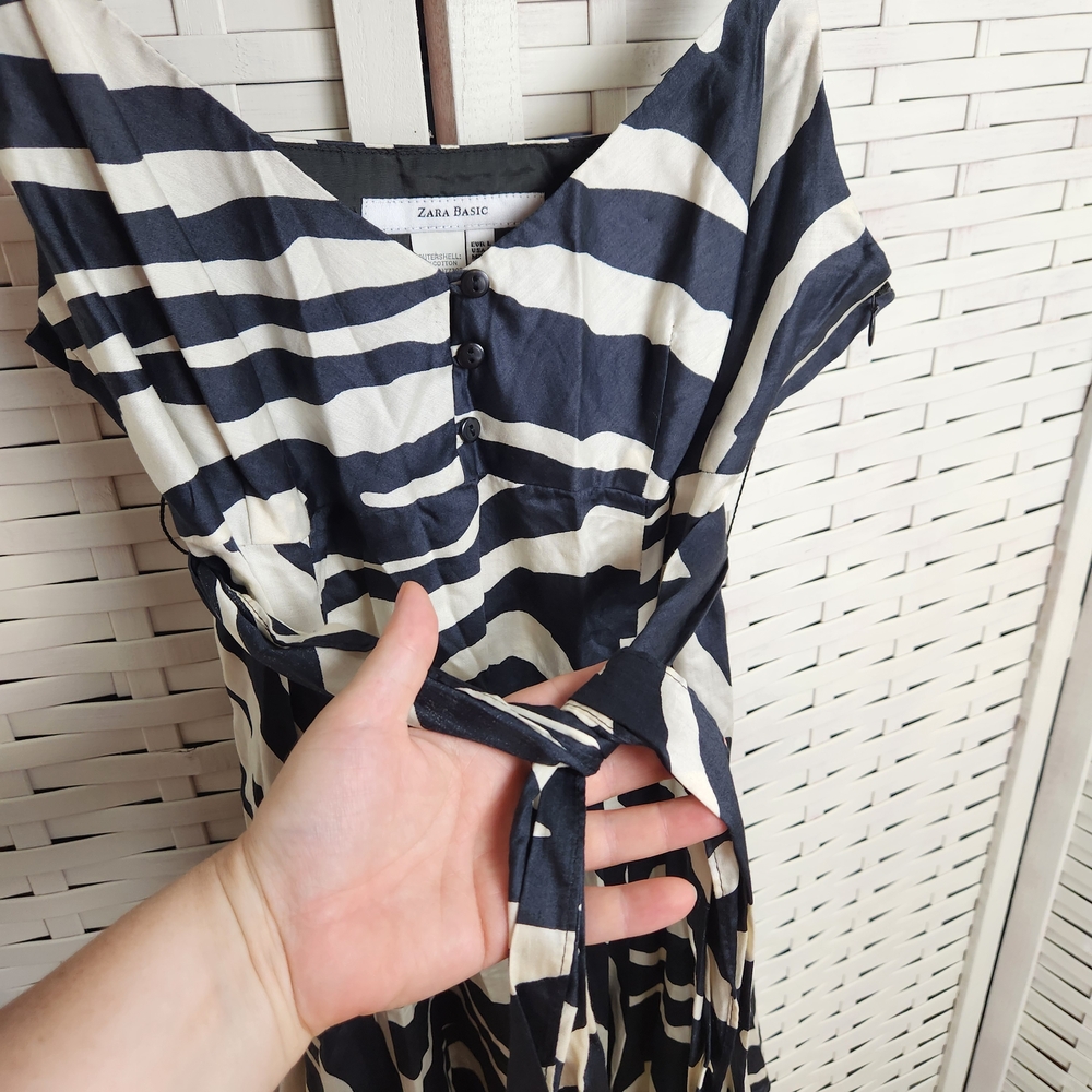 Zara Basic Zebra Dress Black White Size L Sleeveless Knee Length Belt A Line - Picture 3 of 7